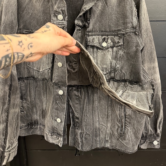Balenciaga oversized denim jacket Spring 22 RTW - Picture 10 of 16